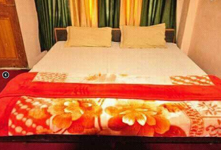 Moksha Hotel Kasol Eksteriør billede
